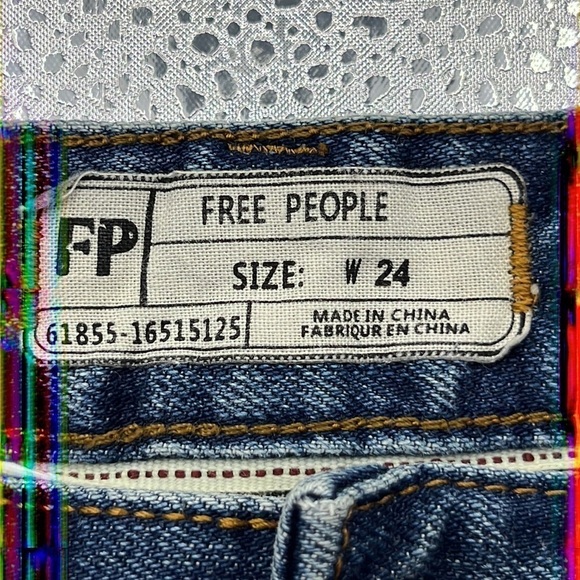 Free People Denim Cut Off Shorts Size 24 Frayed Hem - Picture 8 of 16